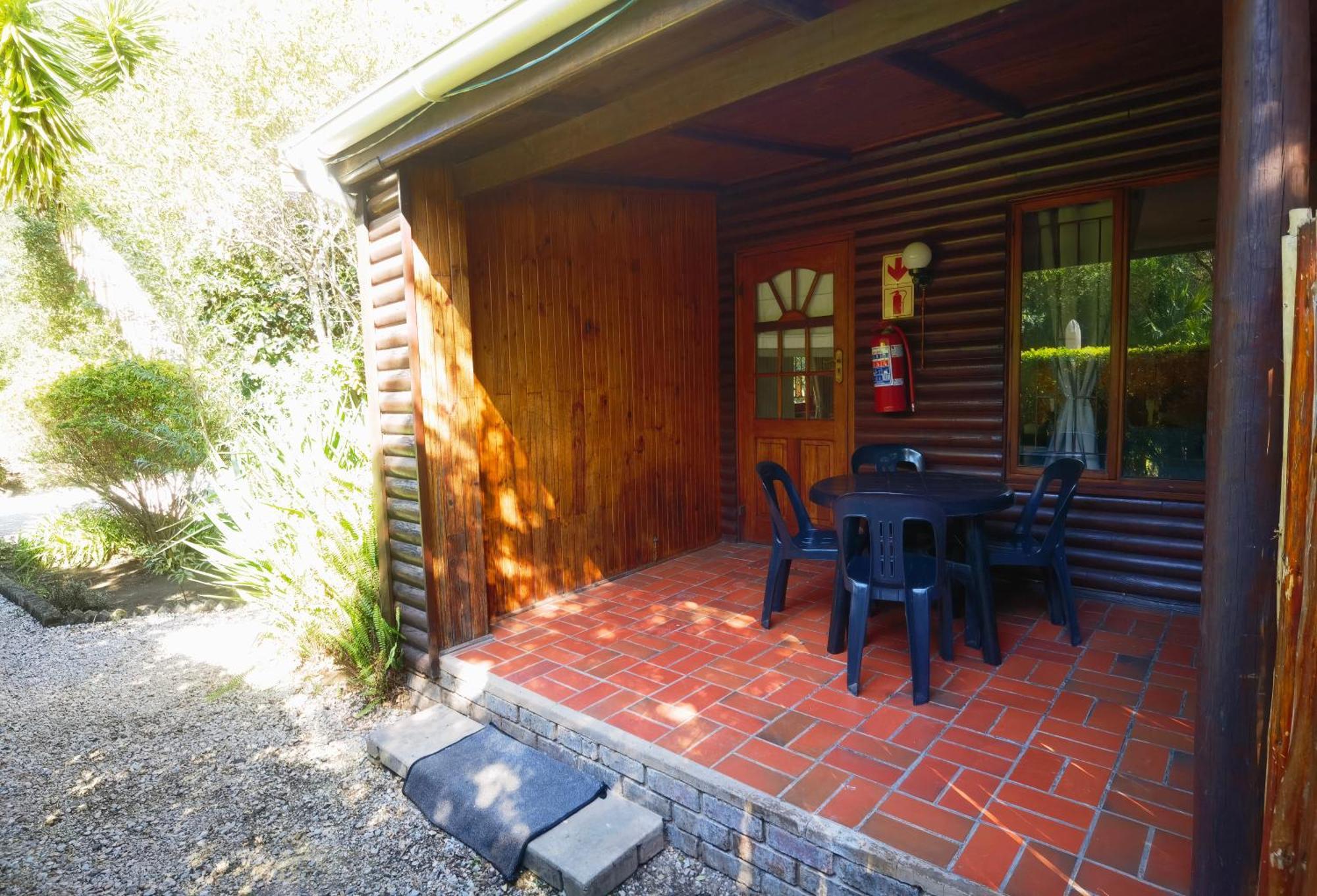 Storms River Forest Lodge ストームス・リバー エクステリア 写真